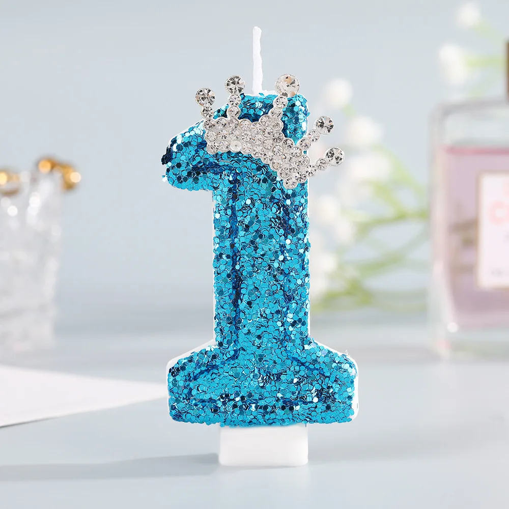 Blue Crown Number Birthday Can - огляд і ціна Holiday Candle Set